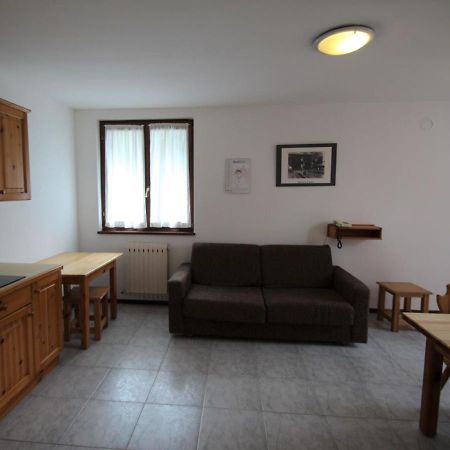 Apartment Lembondel-3 By Interhome Tiarno di Sotto Eksteriør bilde
